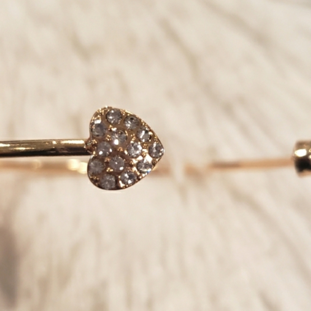 Rhinestone Heart Bracelet - Picture 7 of 8